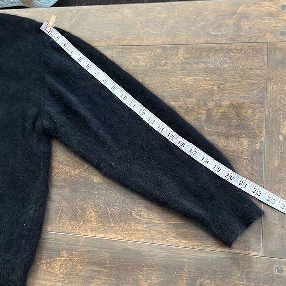 I.B diffusion vintage fuzzy rabbit hair black sweater Sz- Med - Picture 8 of 10